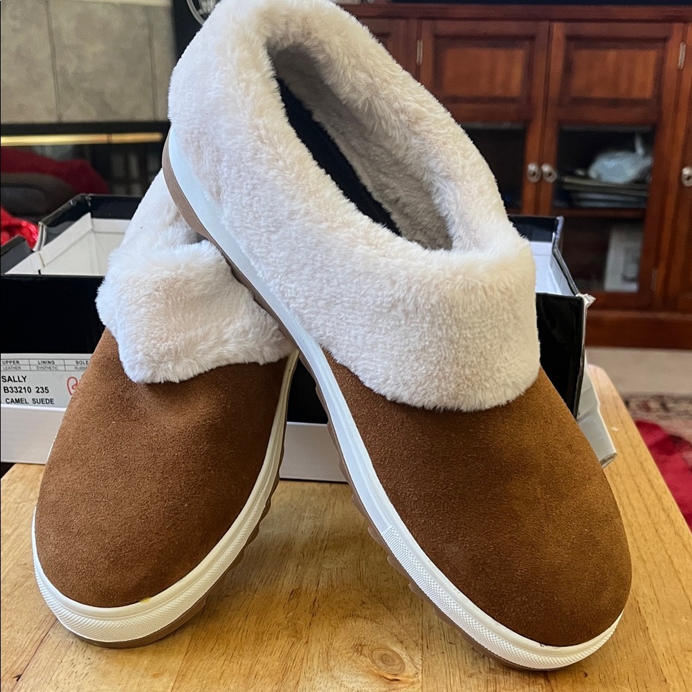 Cozy Brown Suede Women's Shoes